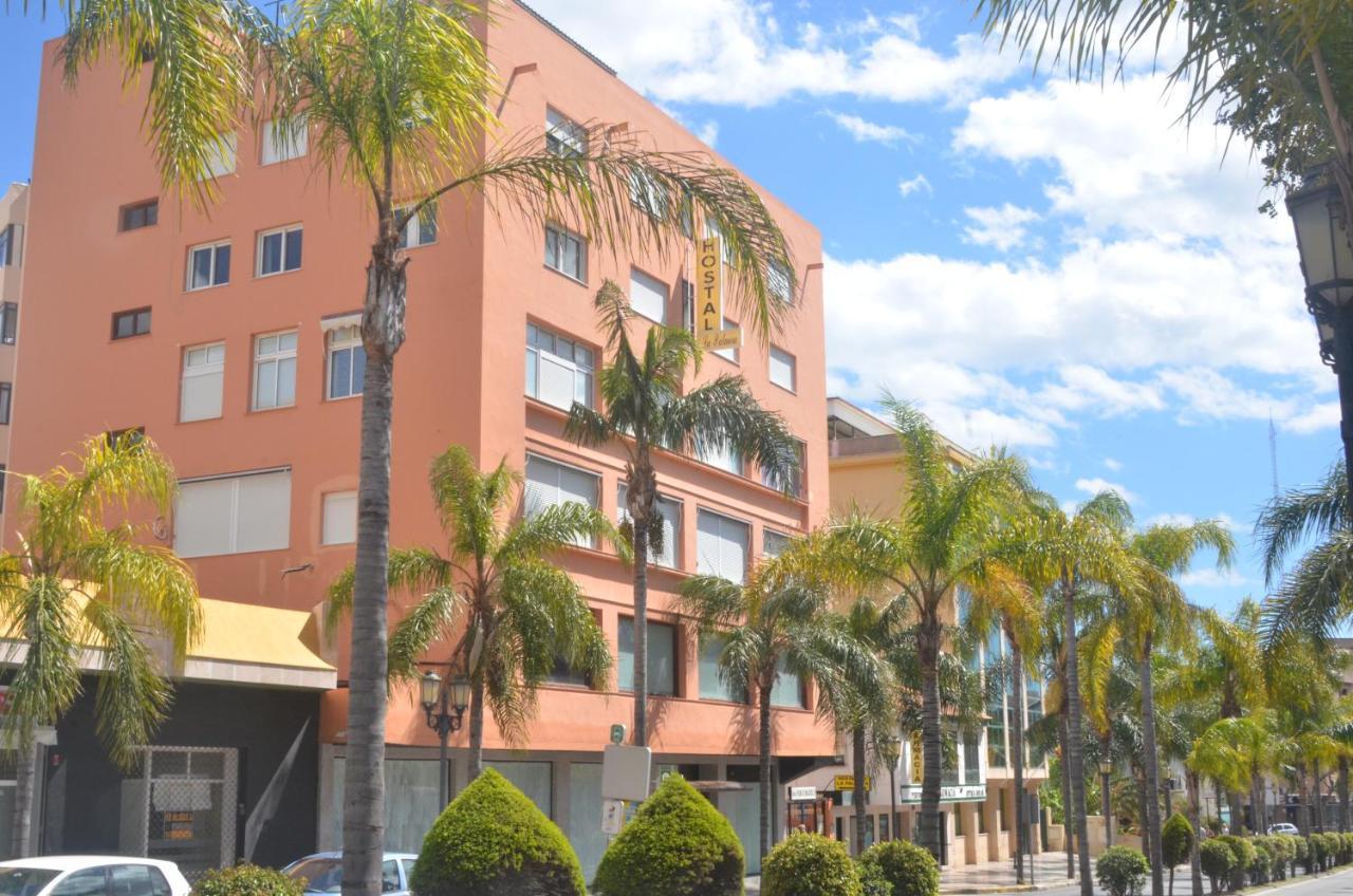 Hostal La Palmera Torremolinos Bagian luar foto