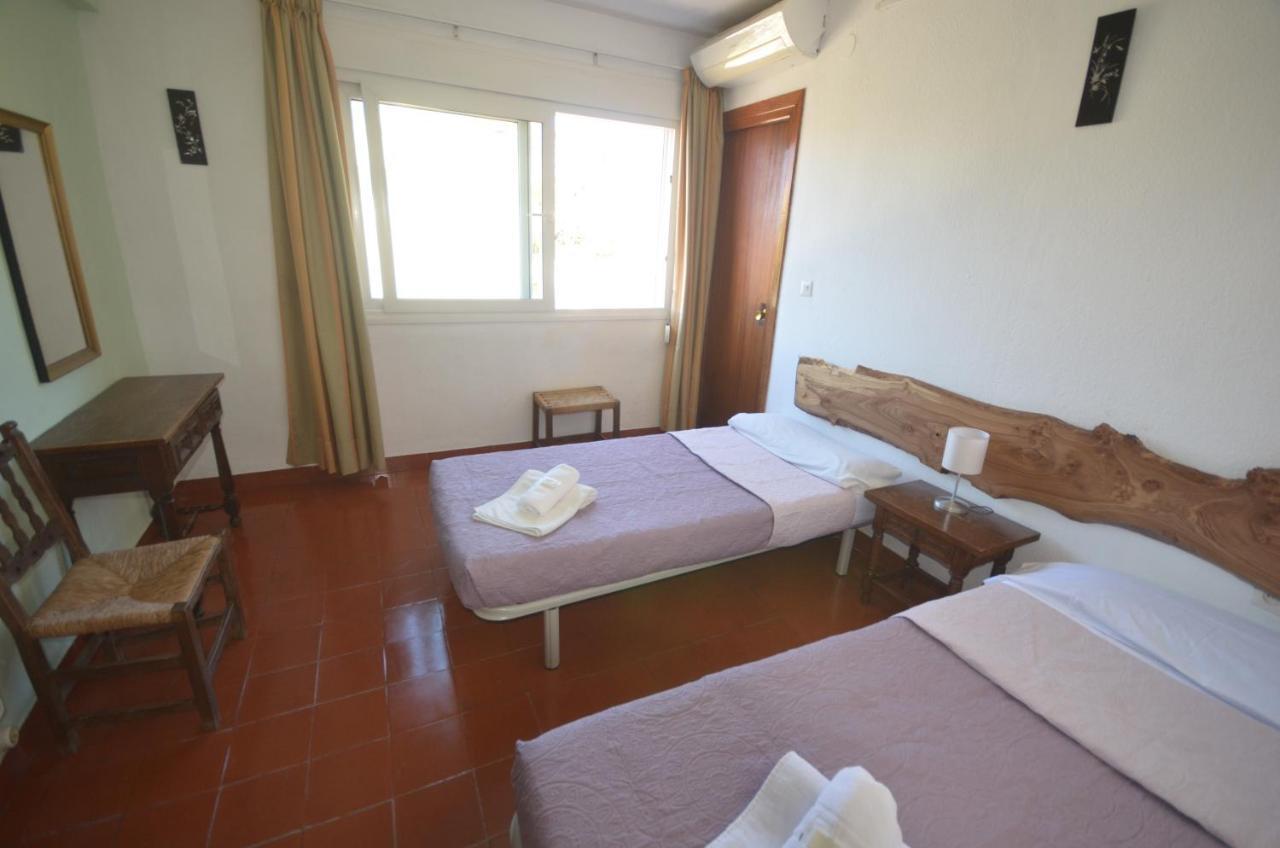 Hostal La Palmera Torremolinos Bagian luar foto