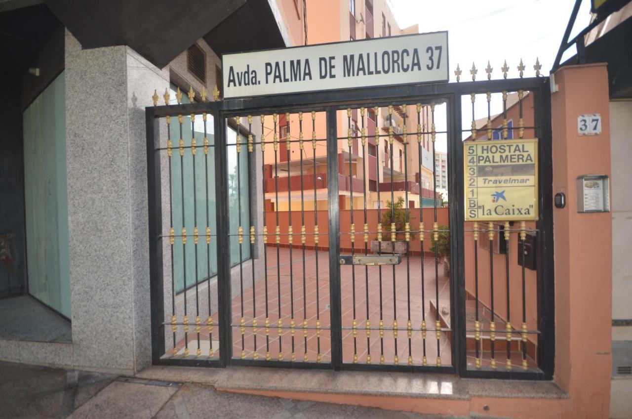 Hostal La Palmera Torremolinos Bagian luar foto