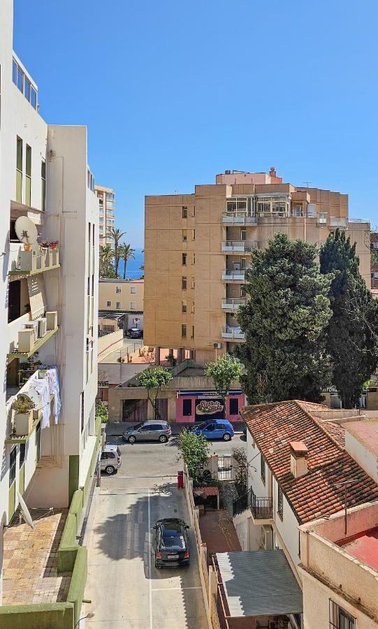 Hostal La Palmera Torremolinos Bagian luar foto