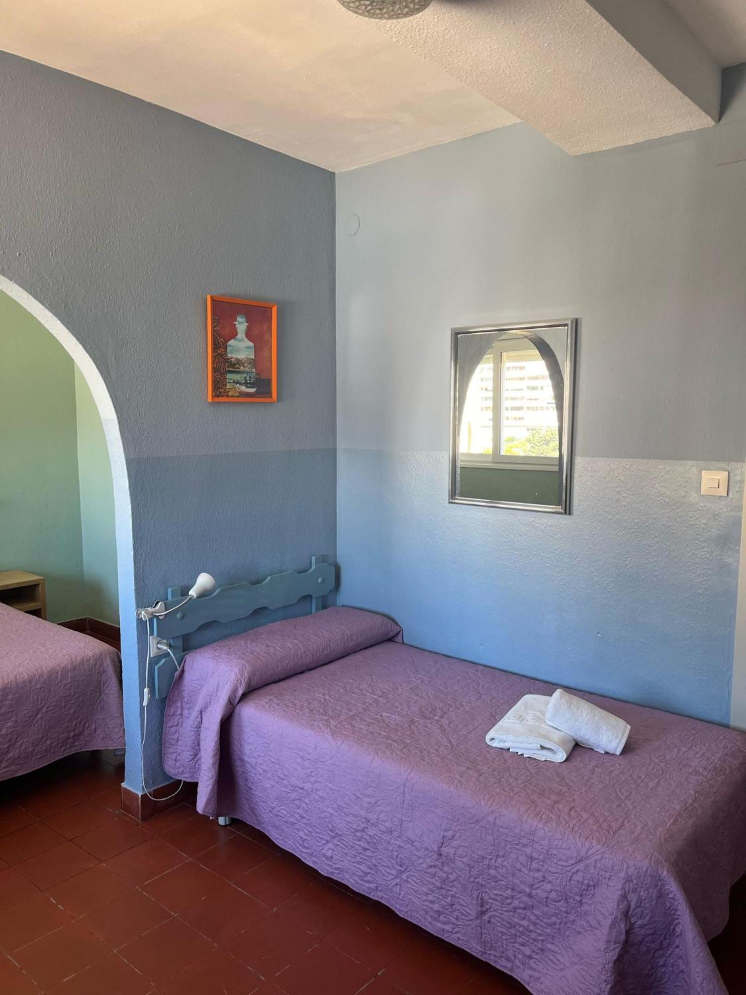 Hostal La Palmera Torremolinos Bagian luar foto