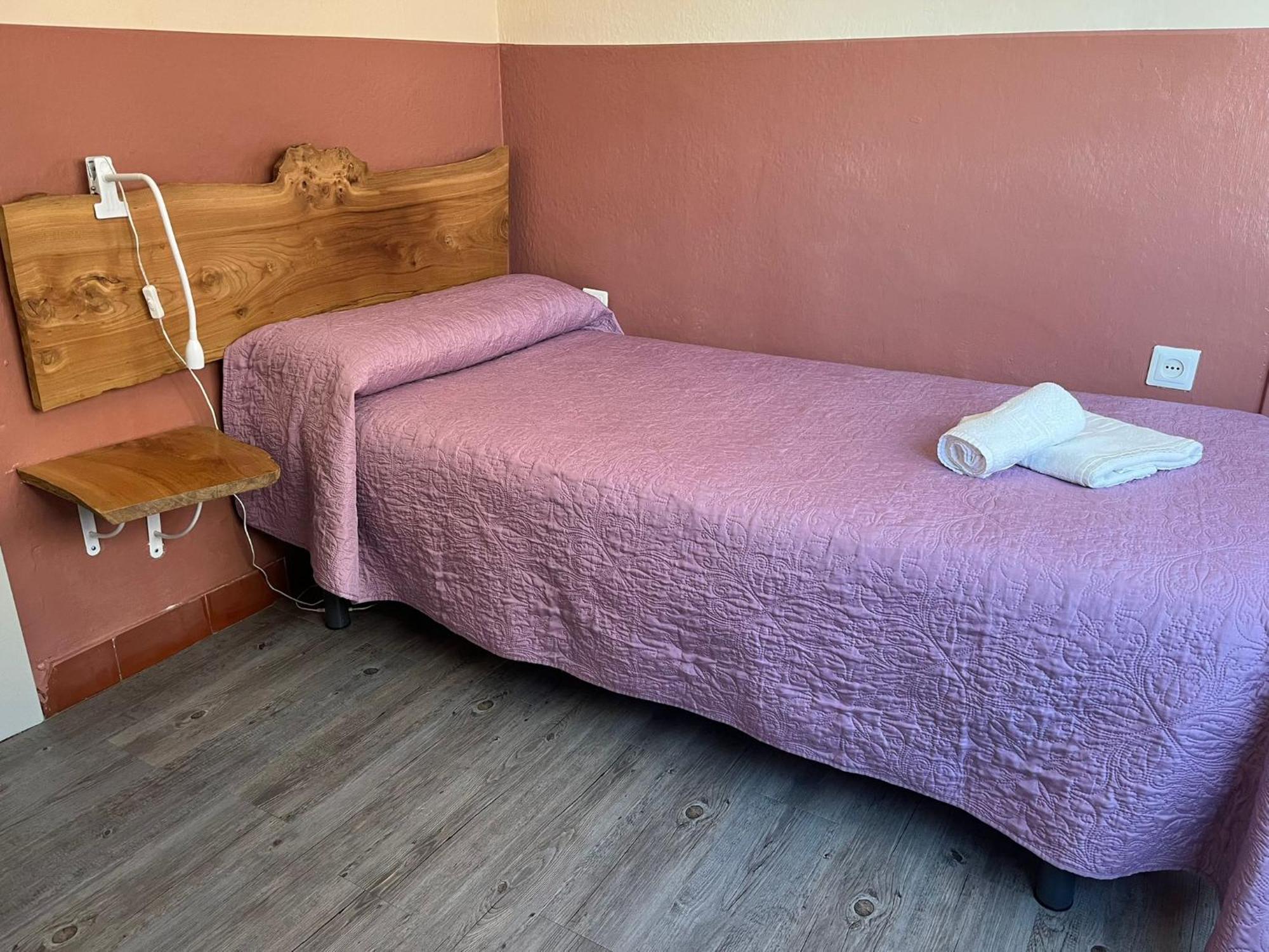 Hostal La Palmera Torremolinos Bagian luar foto